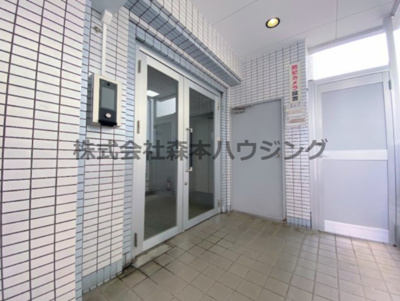 【エントランス】 | 　ヴィラクレスト | エントランスです