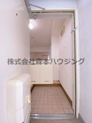 【内装】 | 　ヴィラクレスト | 明るい室内です