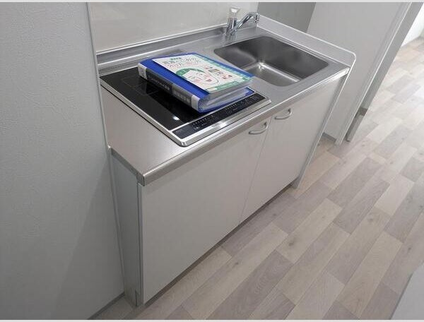 クレシエンテ大和町のキッチン