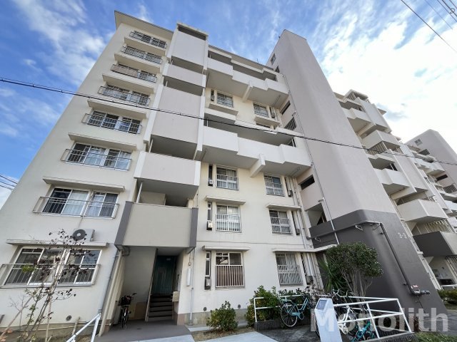 泉北桃山台1丁３号棟の外観