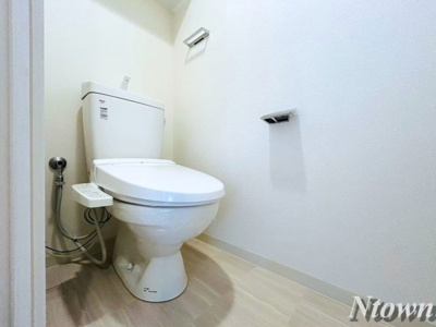 【トイレ】 | プレサンス丸の内リラティ | 清潔感のあるトイレです