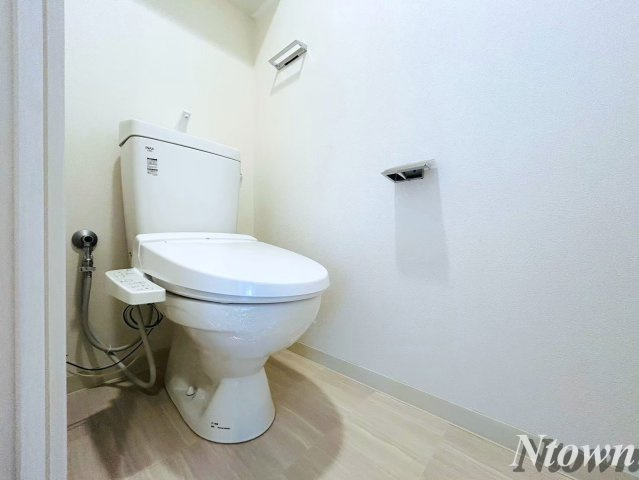 【トイレ】 | プレサンス丸の内リラティ | 清潔感のあるトイレです