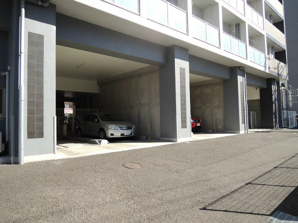 【駐車場】レジディア榴岡ウエスト棟 