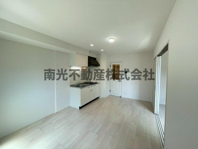 Louis Apartment 長瀬ノール
