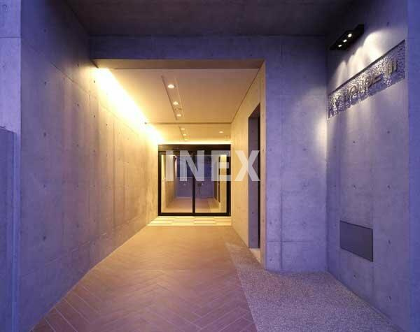 横浜市鶴見区潮田町１丁目の賃貸マンションのロビー