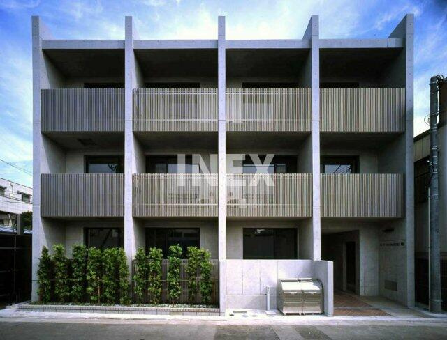 横浜市鶴見区潮田町１丁目の賃貸マンションの外観