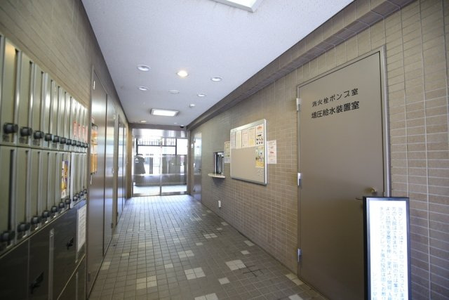 【エントランス】