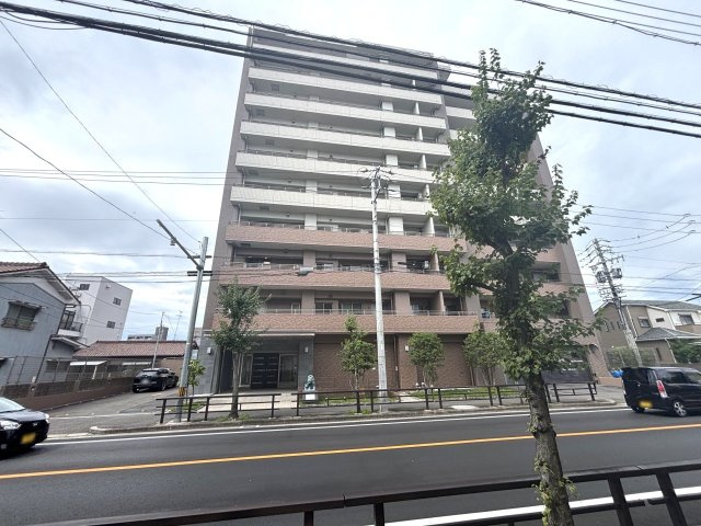 ライオンズ一宮ブライトマークスの外観
