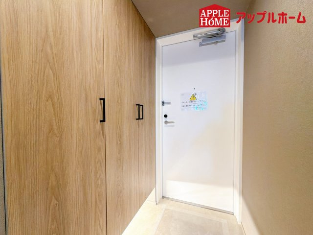オーベル大宮・東宮原の玄関|ぜひ現地にて、実際の建物・街並み・日当たり等ご確認下さい♪お問い合わせはお気軽に☆　TEL「0120-466263」