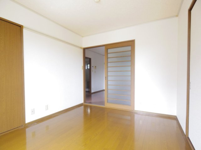 ファミール清瀬の内装|※他号室写真です