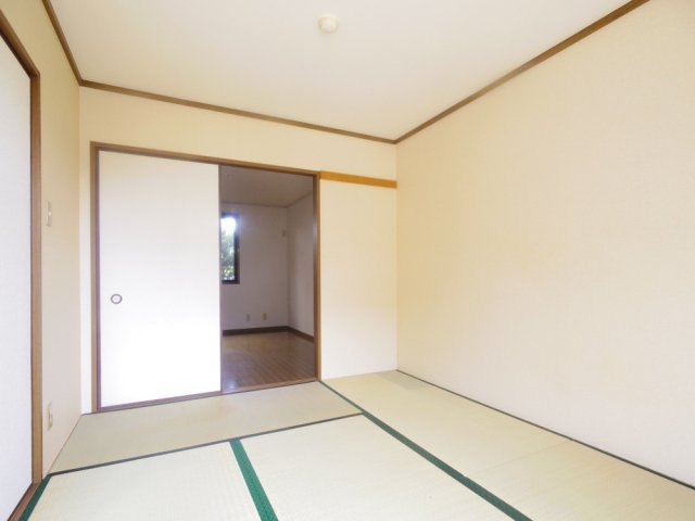 ファミール清瀬の内装|※他号室写真です