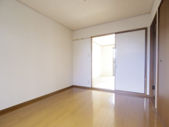 ファミール清瀬の内装|※他号室写真です