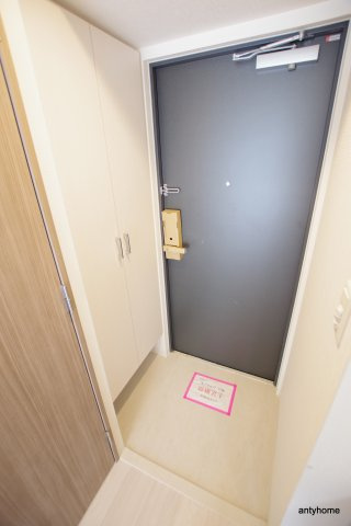 エスリード弁天町ポートヴィラ　仲介手数料無料の玄関