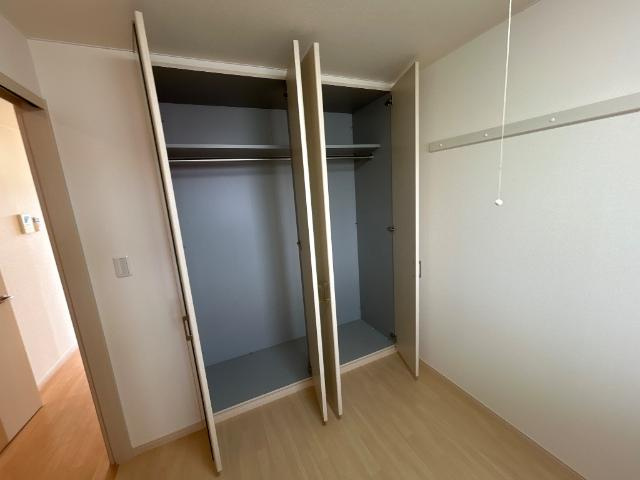 合志市須屋のアパートの収納|クローゼット