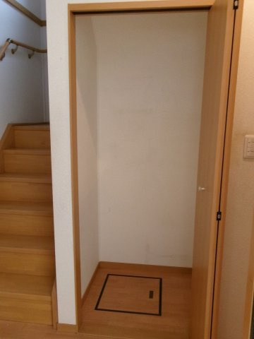水田地所貸家の内装