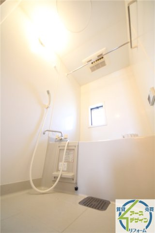 レイクヒル花園Bの浴室|※類似写真