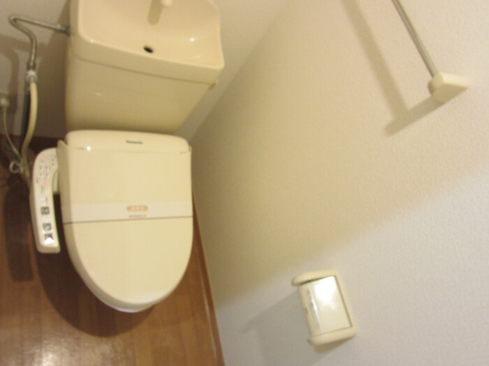 パークサイド松ヶ丘のトイレ|もちろん温水洗浄暖房便座です