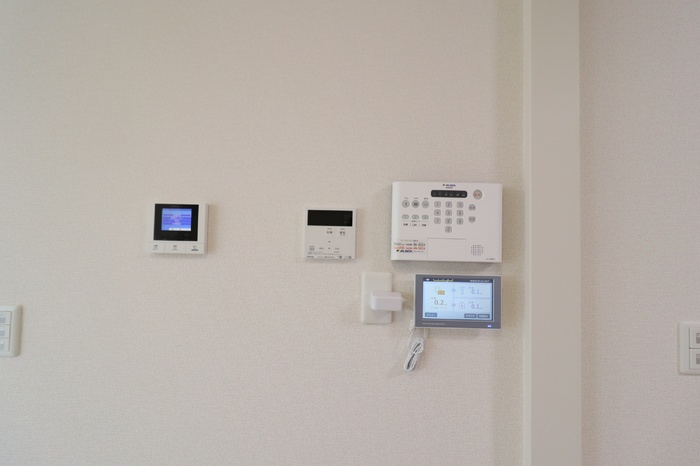 D-Invest栄町のセキュリティ|ALSOKホームセキュリティ標準、カラーモニター付インターホン（オートロック仕様）