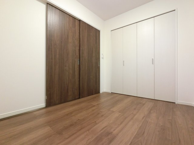 LUNIGHT都賀の洋室