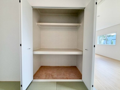 【収納】 | 八街市文違１号棟 | 即日内覧可能です！お気軽に０４７６－３７－３８８８までお問合せ下さい。