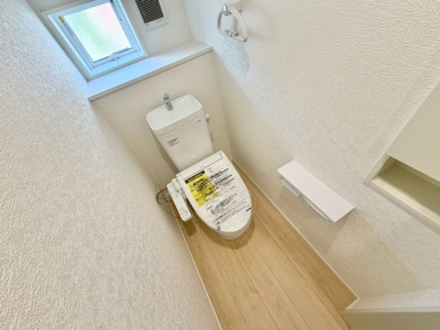 【トイレ】 | 八街市文違１号棟 | 即日内覧可能です！お気軽に０４７６－３７－３８８８までお問合せ下さい。