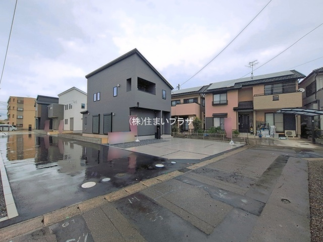 仲介手数料無料）一宮市今伊勢町馬寄０１期　３号棟の前面道路含む現地写真|前面道路含む現地写真です