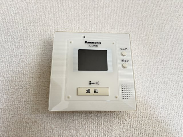 ハイツジュネスのセキュリティ|イメージ201号室の写真（反転あり）