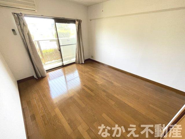 【洋室】 | スタンダードな洋室です