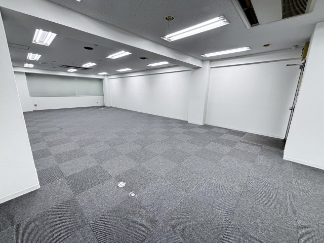 ノース四ツ橋ビルの内装