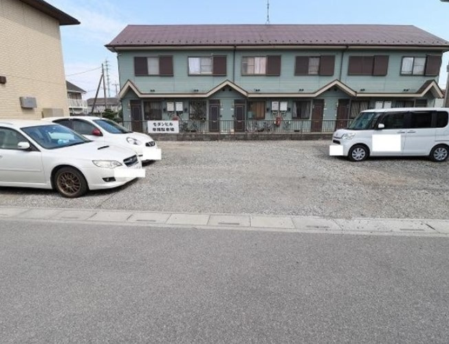 モダンヒル　壱番館の駐車場