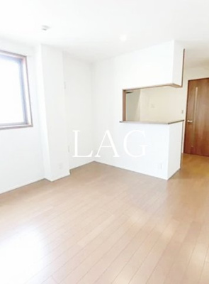【居間・リビング】 | セントラルビューはなぶさ | 洋室のお部屋です。