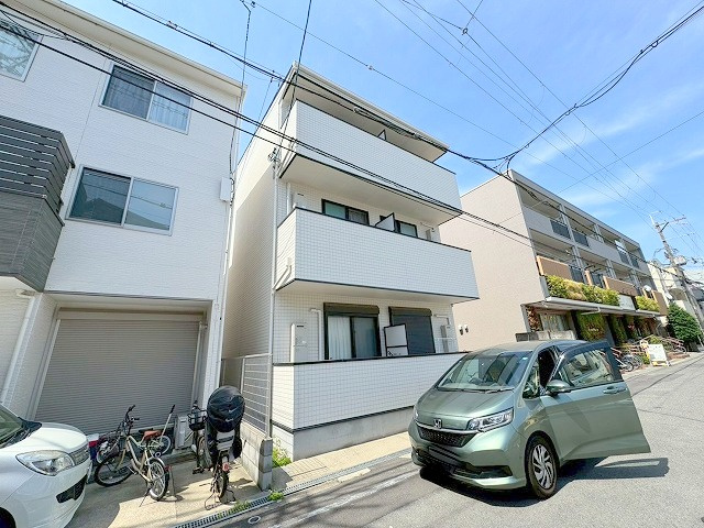 セントレジス新大阪Ⅲの外観