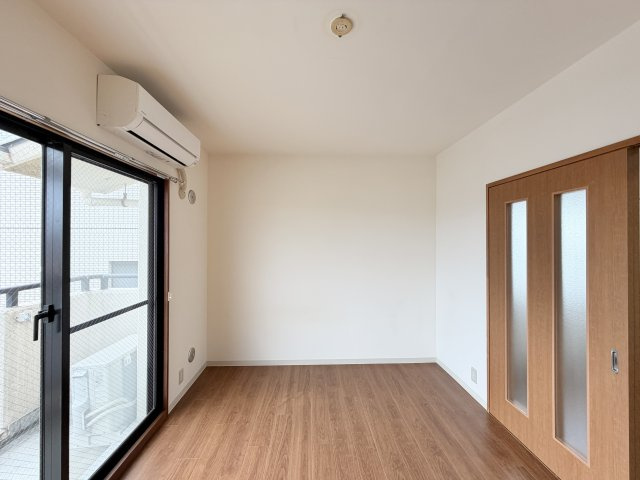 エスポワール塚口南の寝室