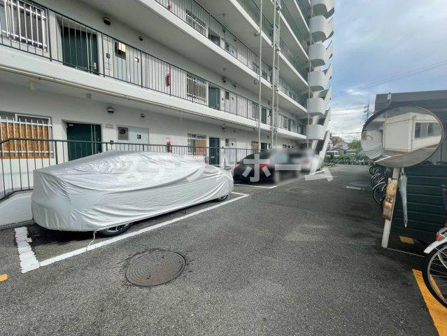 ローズコーポニュー江口ⅡA棟の駐車場|駐車場です