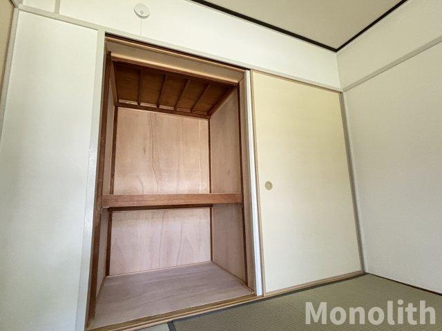 泉北茶山台２丁４番３号棟の収納