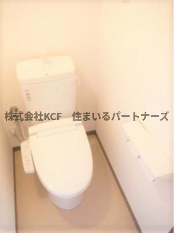 アルページュのトイレ|落ち着いた色調のトイレです