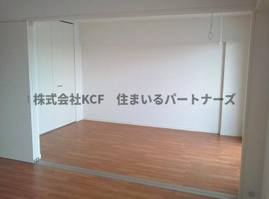 フローリッシュⅢの洋室|個人の部屋や寝室として使える洋室です