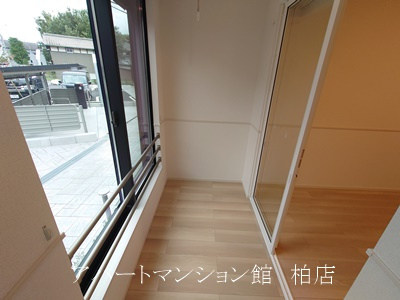 ジェルメ柏Ａ棟のバルコニー