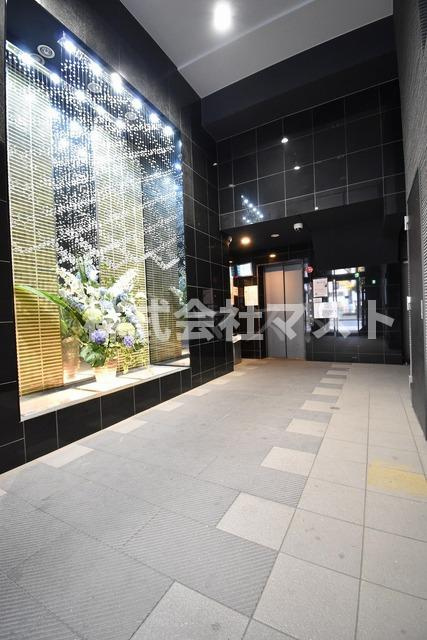 大阪市西区南堀江１丁目の賃貸マンションのロビー