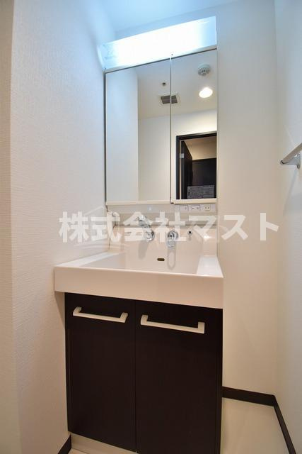 大阪市西区南堀江１丁目の賃貸マンションの洗面所