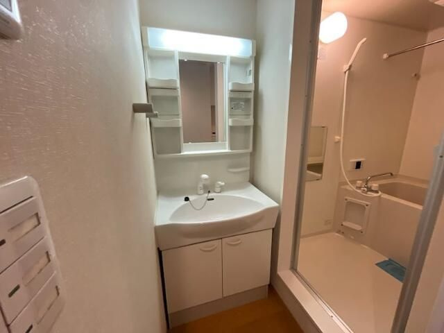 クライス四谷の独立洗面台