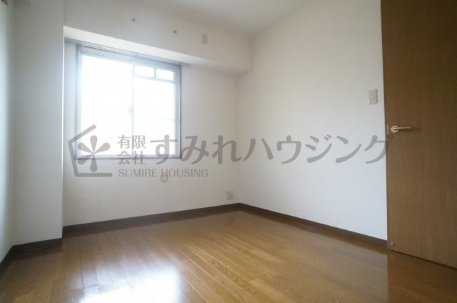 牡丹園壱番館の洋室|参考、同建物・同間取りの号室