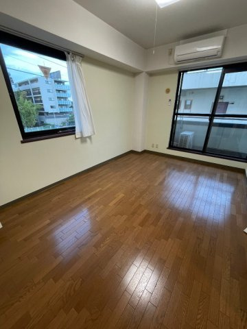 調布市仙川町１丁目の賃貸マンションの居間・リビング|※別部屋参考写真