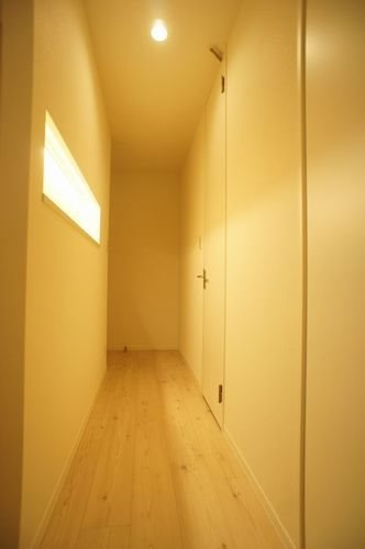 福生市大字熊川のアパートの内装
