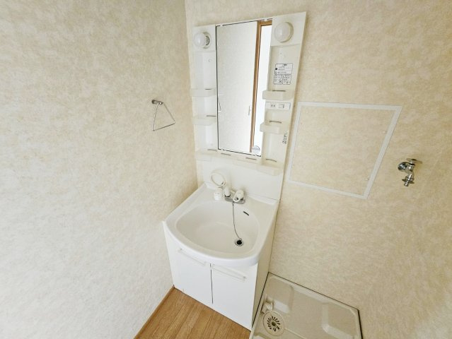 ｓｔａｚｉｏｎｅの独立洗面台
