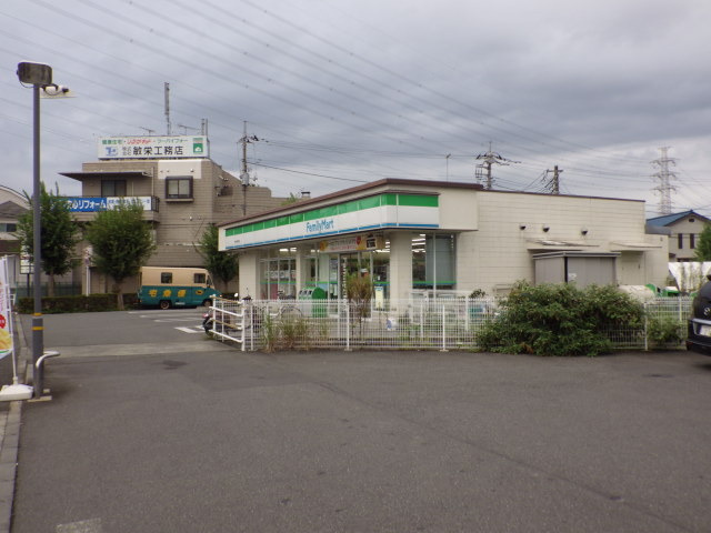 グリーンアーバン２のその他|ファミリーマート日野北野街道店