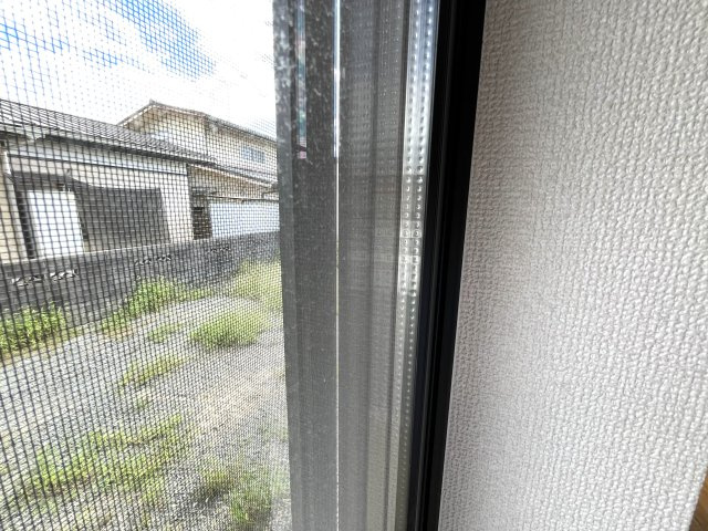 【構造・工法・仕様】 | 仲介手数料無料！上宇部小学校に通えるリフォーム済み中古住宅　宇部市川添３丁目 | ペアガラスサッシです
