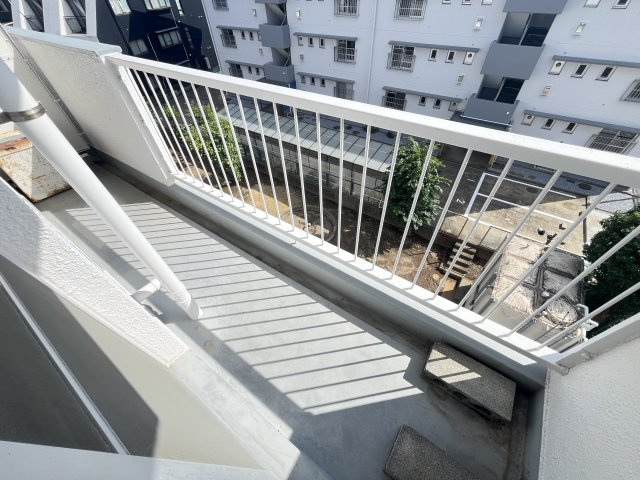 松戸タイムズ1号棟のバルコニー