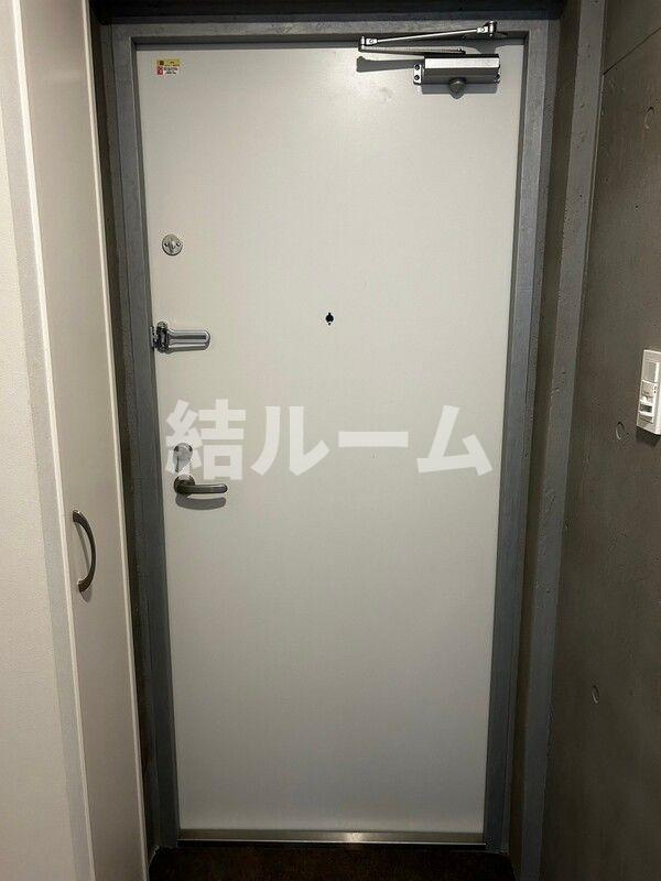 板橋区志村２丁目の賃貸マンションの玄関