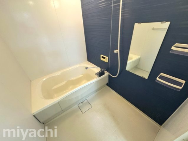 シャーメゾンジェルメBの浴室